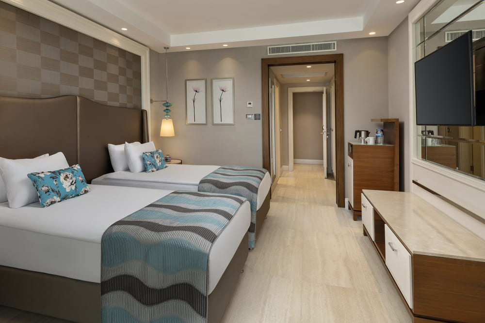 Corner Suite